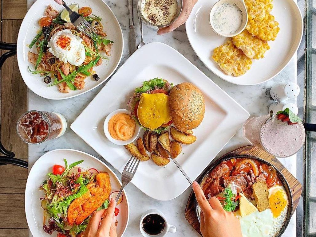 Bua trua ngon mieng tai 4 nha hang co khong gian mat me o TP.HCM hinh anh