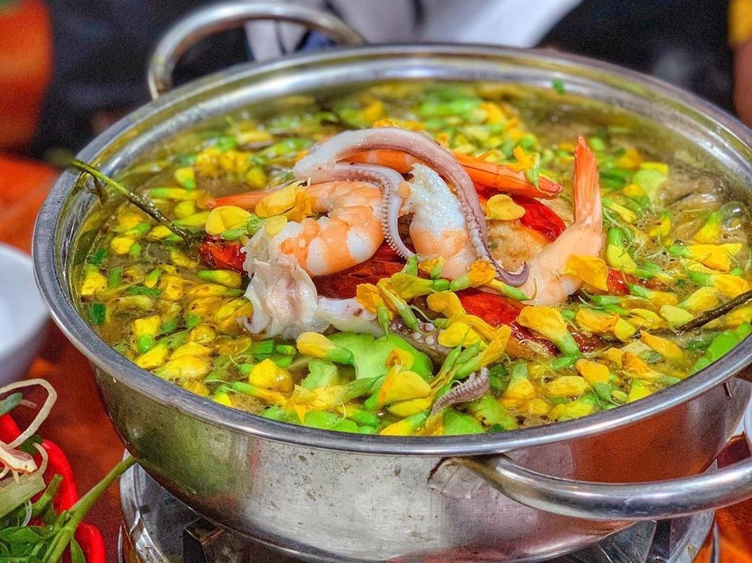 Doi khau vi voi 5 tiem lau mam mien Tay o TP.HCM hinh anh