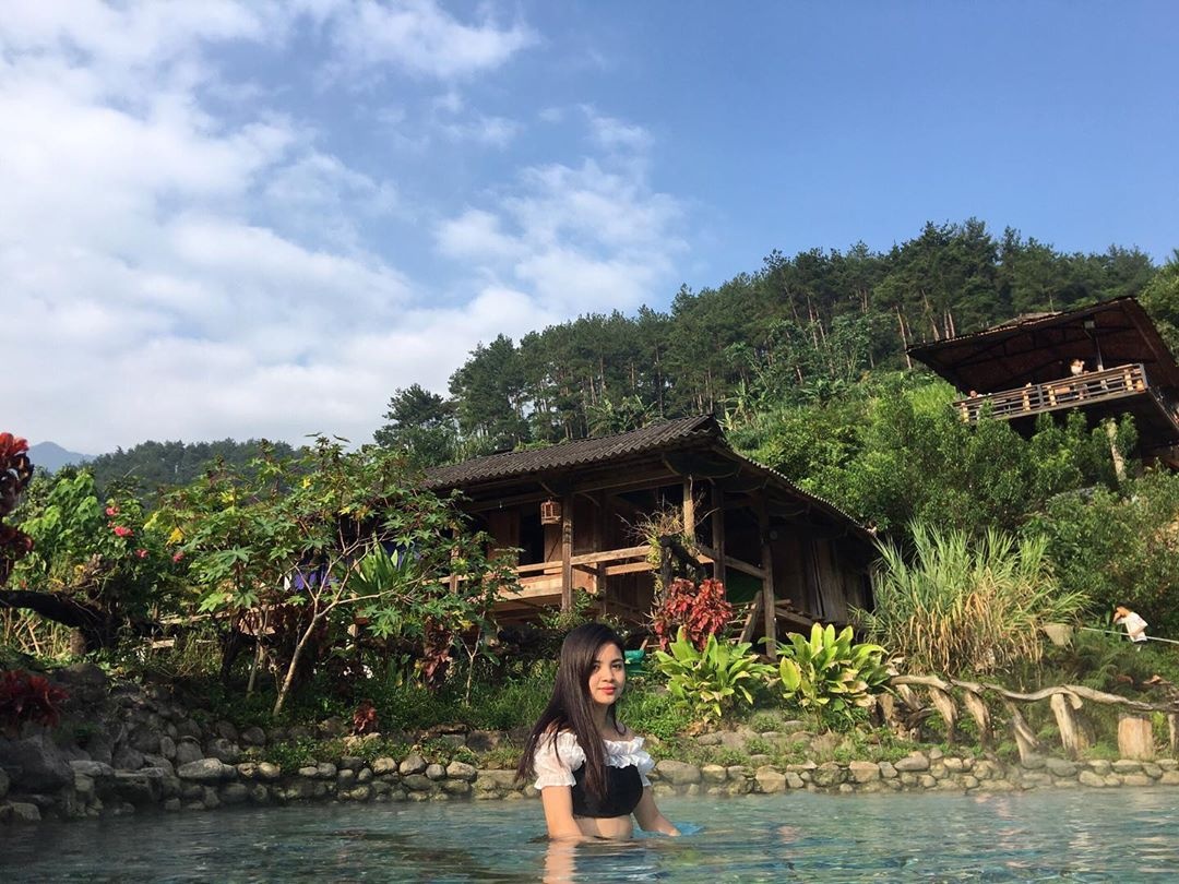 Suoi khoang nong Tram Tau thu hut gioi tre o Yen Bai anh 6