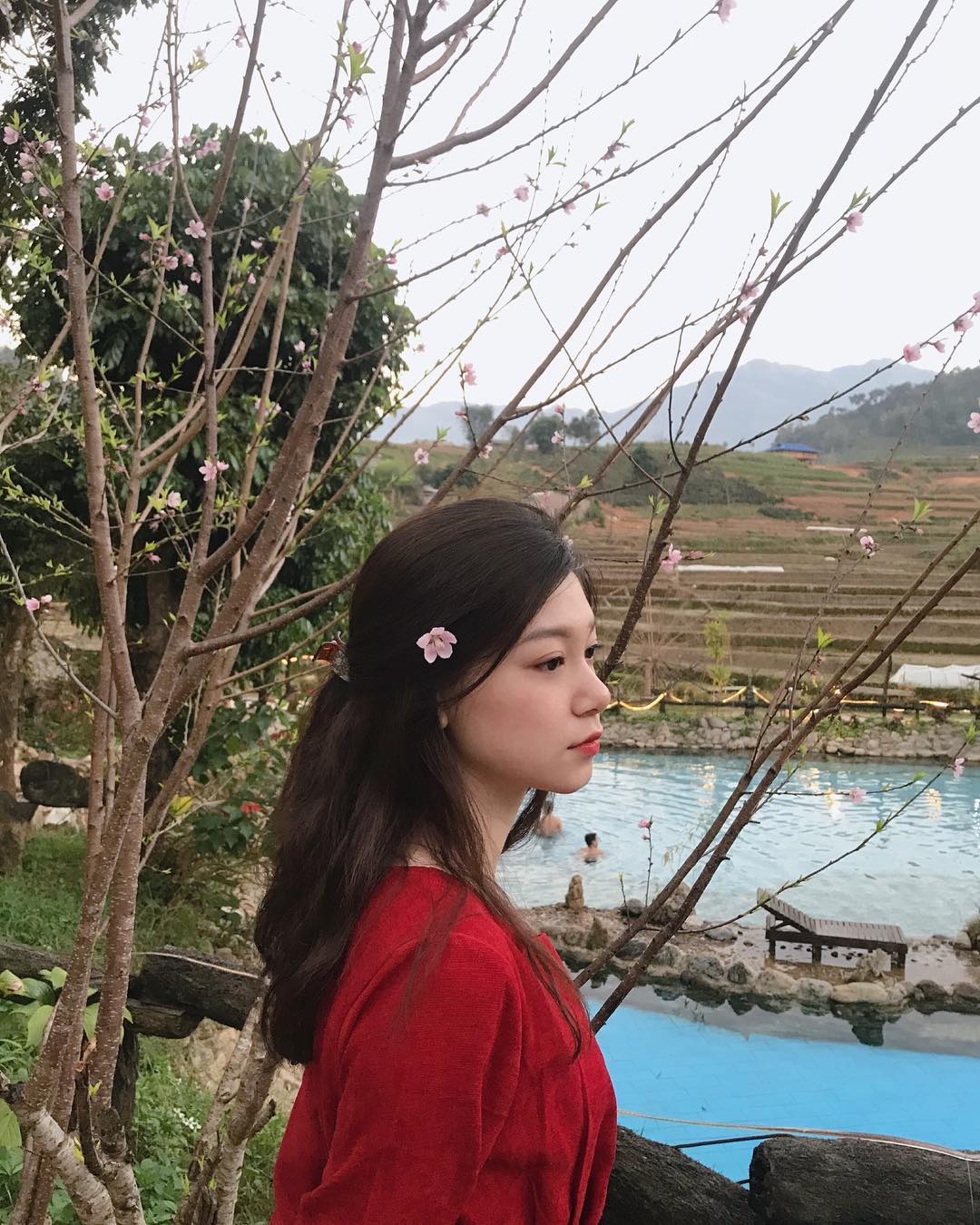 Suoi khoang nong Tram Tau thu hut gioi tre o Yen Bai anh 5