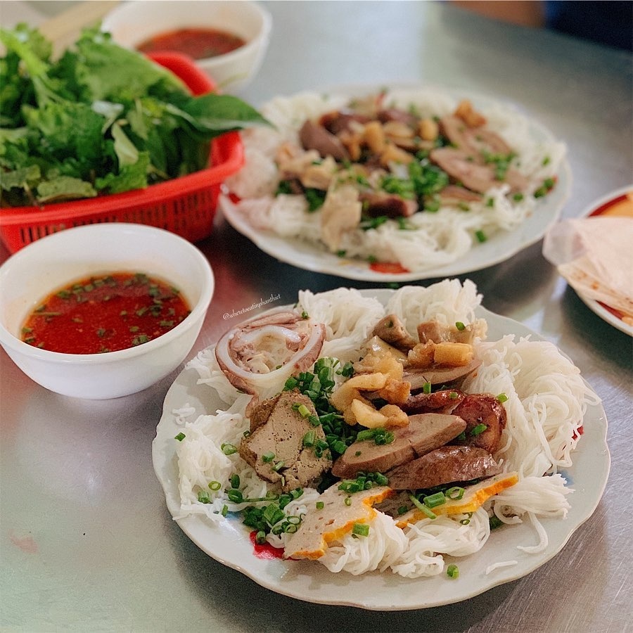 Răng mực và những món ngon ở Phan Thiết hút tín đồ ẩm thực ảnh 2 Rang muc va nhung mon ngon o Phan Thiet hut tin do am thuc anh 2
