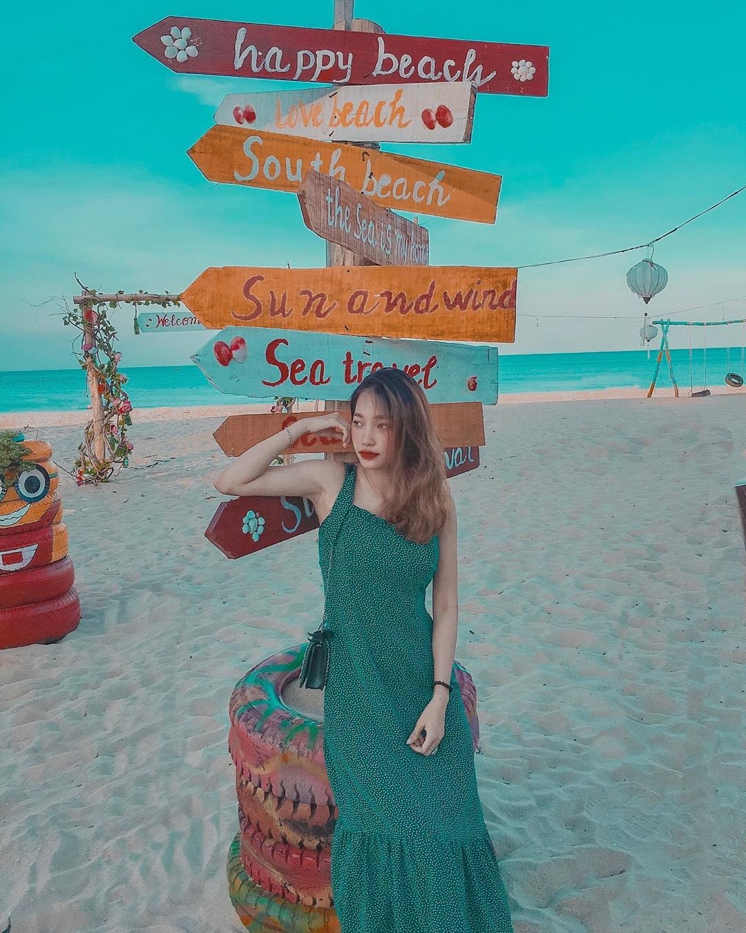 Biển Cửa Tùng ở Quảng Trị đẹp hoang sơ thu hút tín đồ du lịch ảnh 9 Bien Cua Tung o Quang Tri dep hoang so thu hut tin do du lich anh 9