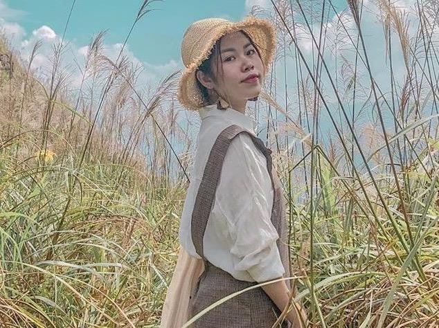 Gioi tre khoe anh voi dong co lau trang dip cuoi thu o Binh Lieu hinh anh