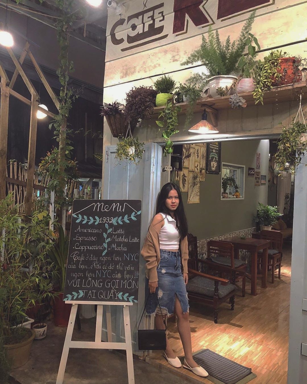Săn nhiều ảnh đẹp tại những tiệm cà phê theo phong cách retro ở Đà Lạt ảnh 2 San nhieu anh dep tai nhung tiem ca phe theo phong cach retro o Da Lat anh 2