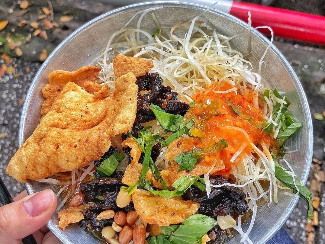 4 dia diem goi kho bo lau nam o TP.HCM hinh anh