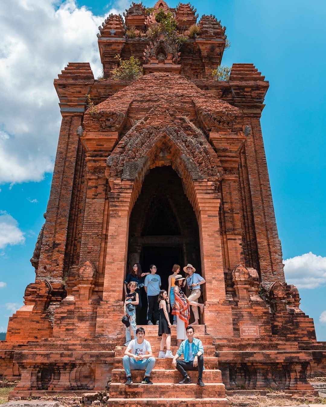 Tháp Bánh Ít ở Bình Định thu hút giới trẻ check-in ảnh 11 Thap Banh It o Binh Dinh thu hut gioi tre check-in anh 11