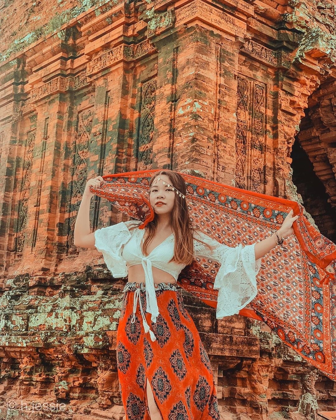 Tháp Bánh Ít ở Bình Định thu hút giới trẻ check-in ảnh 10 Thap Banh It o Binh Dinh thu hut gioi tre check-in anh 10