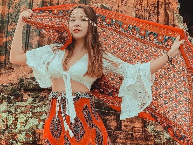 Thap Banh It thu hut gioi tre Viet check-in hinh anh