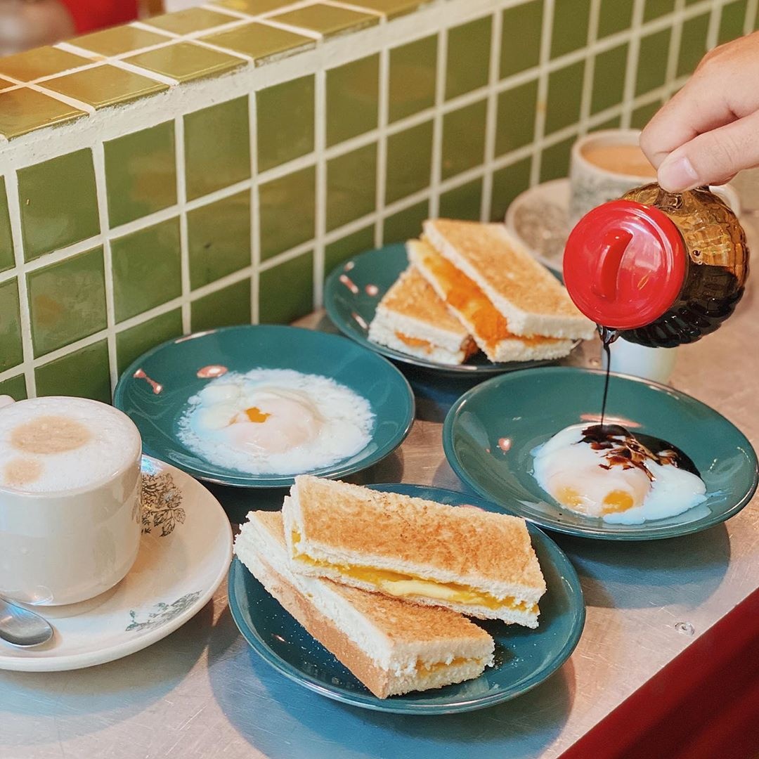 Lộ diện quán ăn nhiều góc check-in tựa Hong Kong ở TP.HCM ảnh 6 Lo dien quan an nhieu goc check-in tua Hong Kong o TP.HCM anh 6