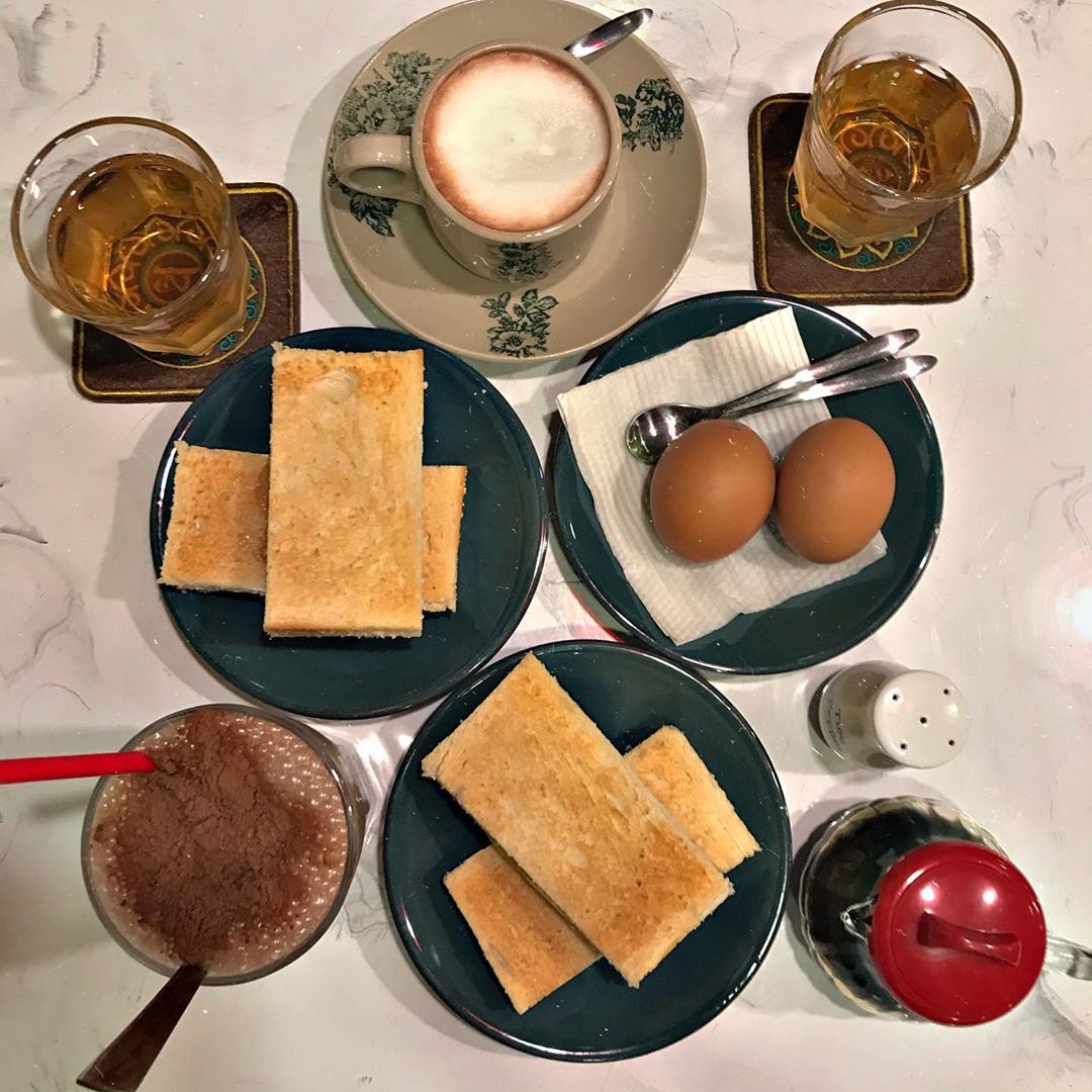 Lộ diện quán ăn nhiều góc check-in tựa Hong Kong ở TP.HCM ảnh 7 Lo dien quan an nhieu goc check-in tua Hong Kong o TP.HCM anh 7