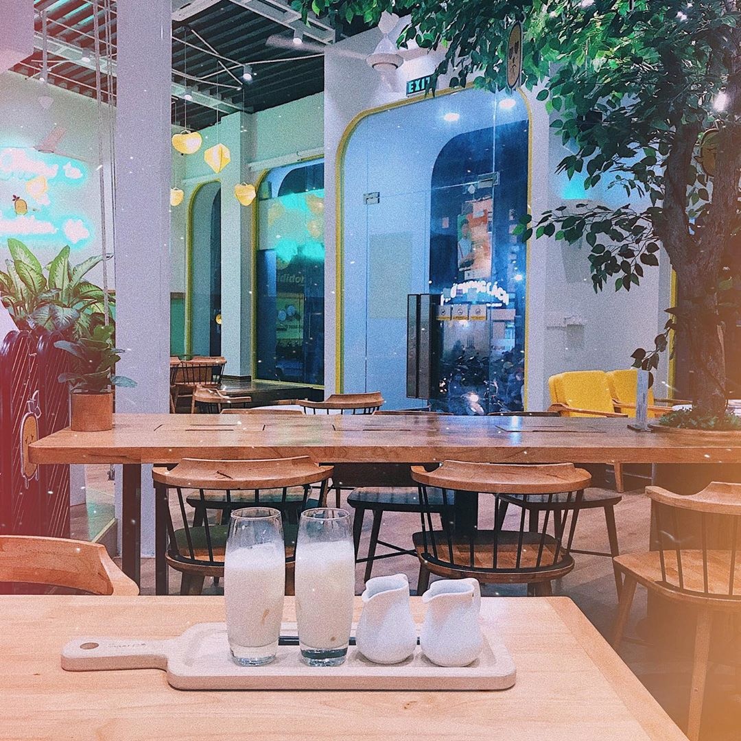 Những quán cà phê mở cửa sau giãn cách xã hôị ảnh 2 Nhung quan ca phe mo cua sau gian cach xa hoi anh 2