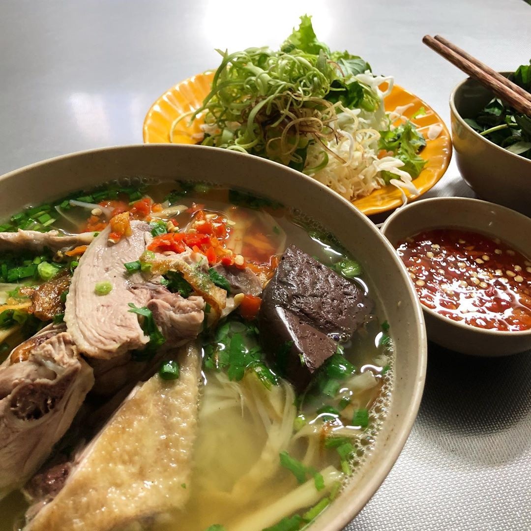 Những quán cháo vịt ngon ở TP.HCM  ảnh 5 Nhung quan chao vit ngon o TP.HCM anh 5