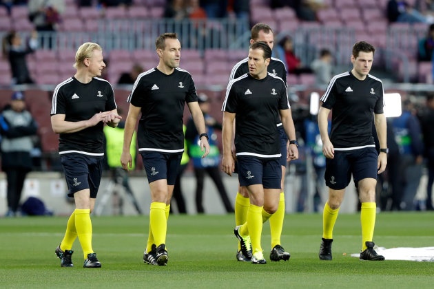 Cac trong tai duoc tra luong bao nhieu mua World Cup 2018? hinh anh