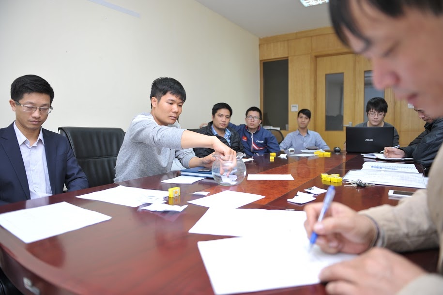 23 doi tham du Giai bong ban cup Bao Sinh Vien Viet Nam hinh anh