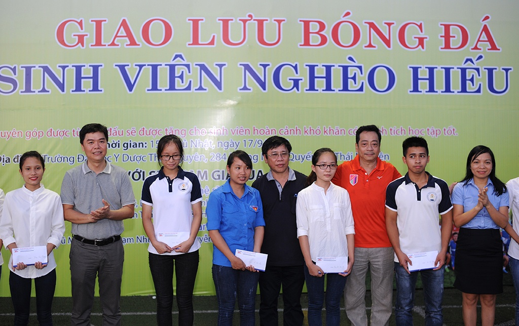 Hong Dang,  Viet Anh,  Hoang Dung,  V-Stars,  Da bong tu thien anh 14