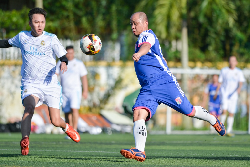 Hong Dang,  Viet Anh,  Hoang Dung,  V-Stars,  Da bong tu thien anh 10