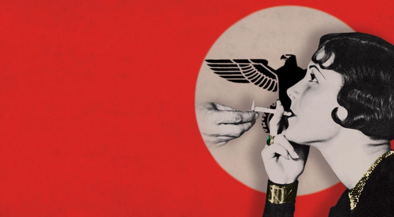 Co co gai Duc rang ro giua cuoc chien hinh anh