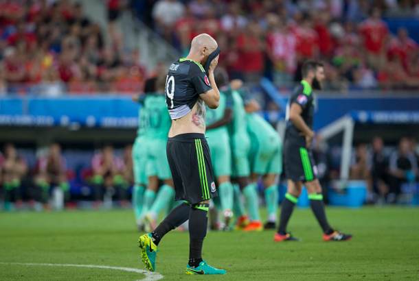 Xu Wales dung buoc tai EURO: Ket thuc mot cau chuyen co tich hinh anh