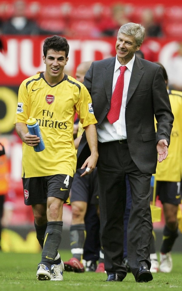 Fabregas ca ngoi Wenger anh 1