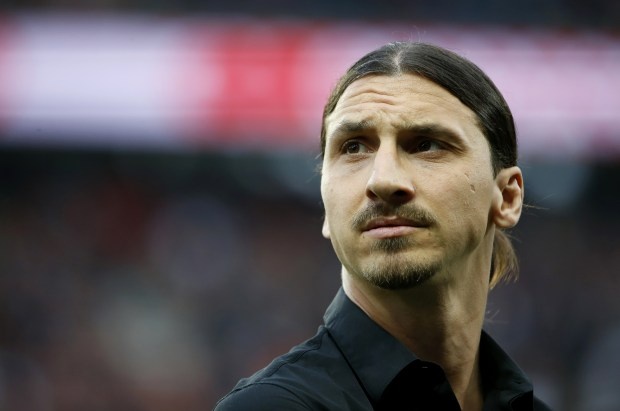 Ibrahimovic là cầu thủ phi thường ảnh 1 Ibrahimovic la cau thu phi thuong anh 1