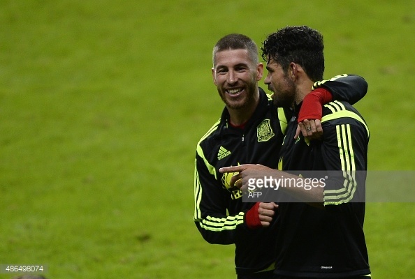 Sergio Ramos lam lo tuong lai cua Diego Costa hinh anh