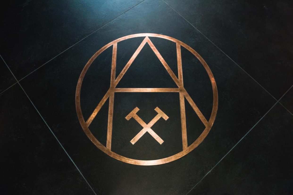 san nha moi tuyet dep cua West Ham anh 8