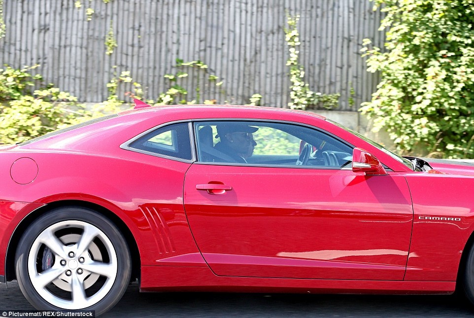 Pogba kiểm tra y tế ảnh 6 Pogba kiem tra y te anh 6