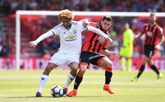 Mourinho muốn Fellaini được yêu ảnh 1 Mourinho muon Fellaini duoc yeu anh 1
