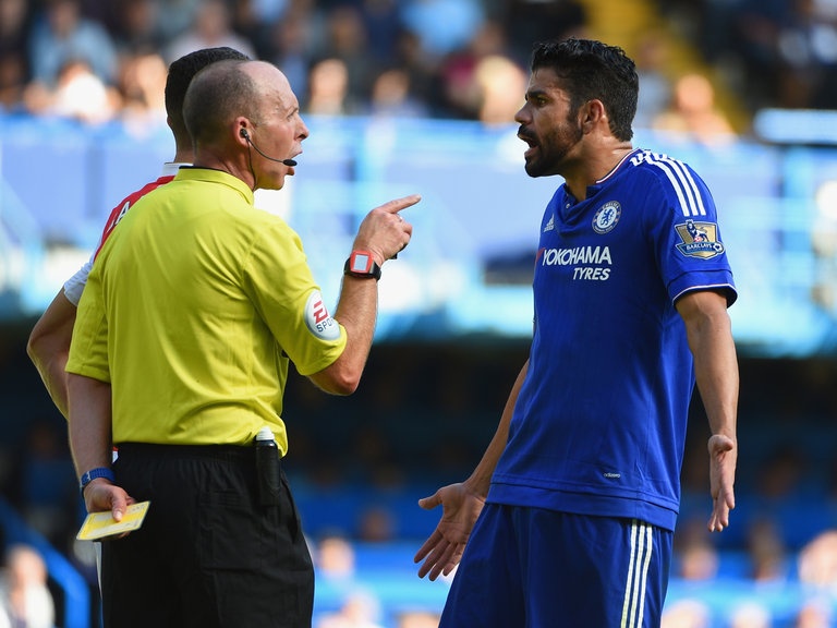 Costa bị đối xử thiếu công bằng ảnh 2 Costa bi doi xu thieu cong bang anh 2