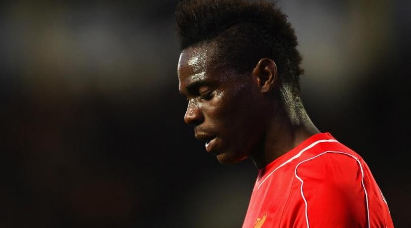 'Klopp doi xu voi Balotelli nhu rac ruoi' hinh anh