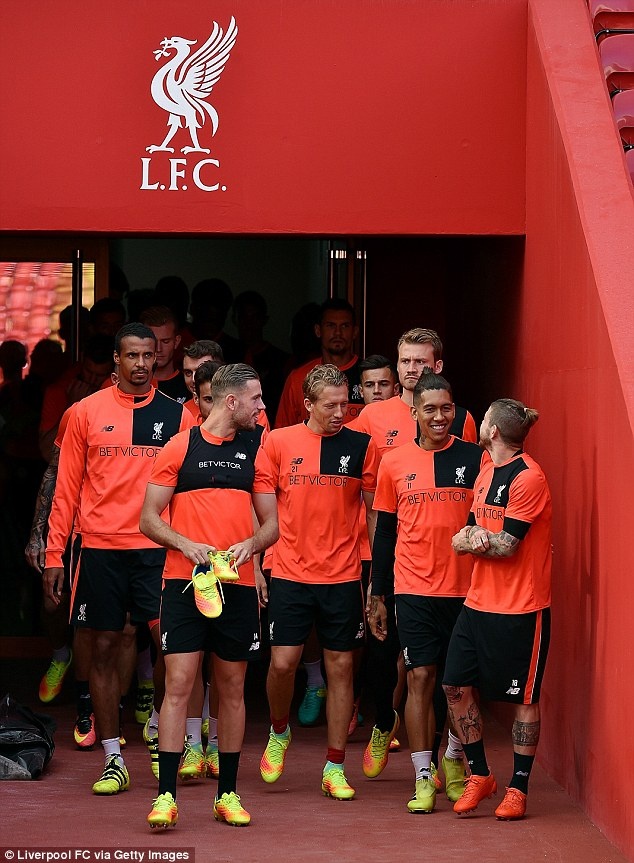 liverpool nang cap san anfield anh 4