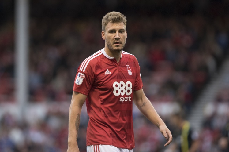 Lord Bendtner: 'Toi se an mung neu ghi ban vao luoi Arsenal' hinh anh