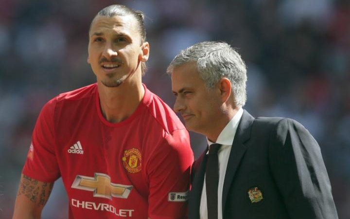 mourinho và ibrahimovic làm hại mu ảnh 1 mourinho va ibrahimovic lam hai mu anh 1