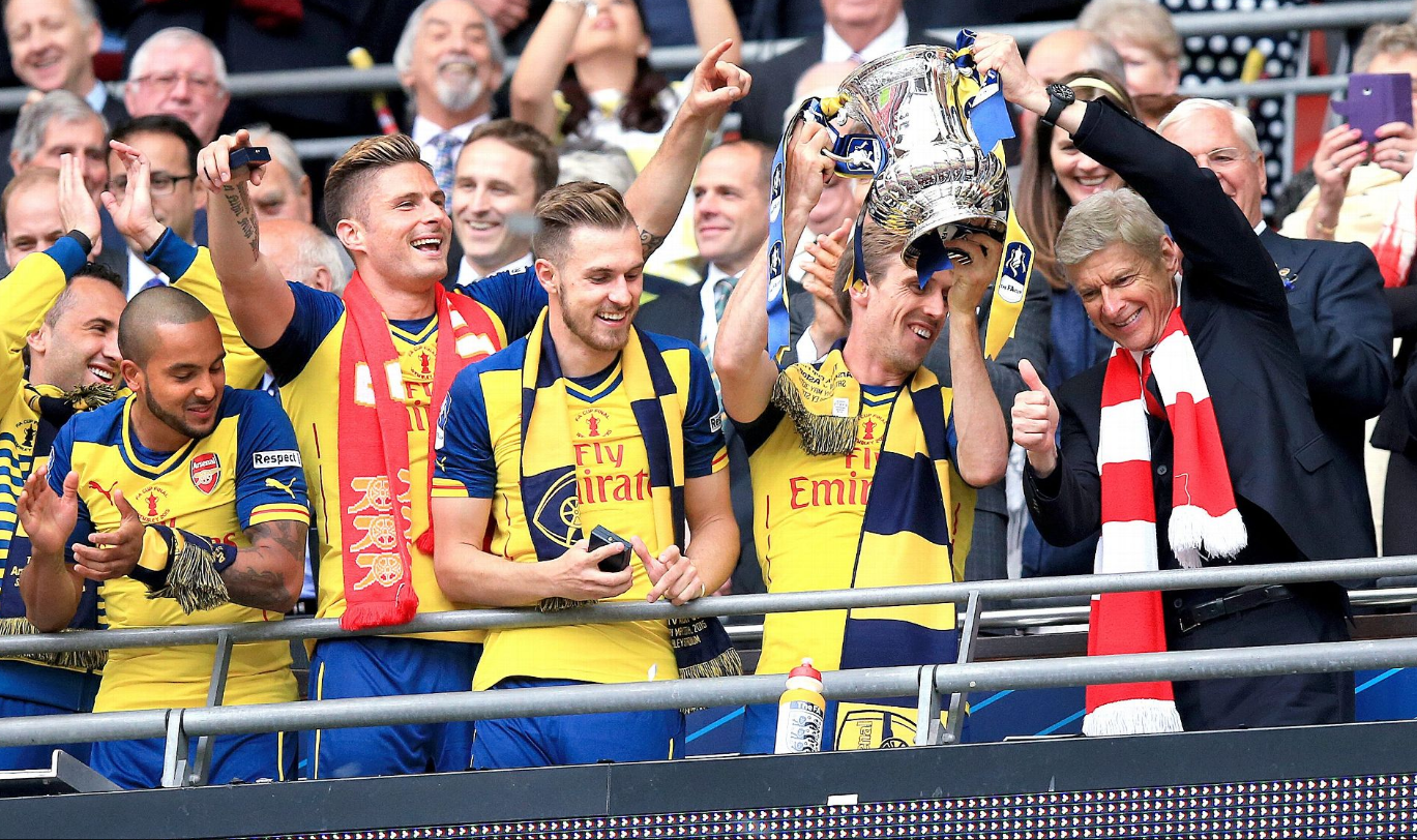 wenger ki niem 20 nam dan dat arsenal anh 19