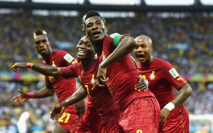 20 cau thu luong cao nhat the gioi anh 9