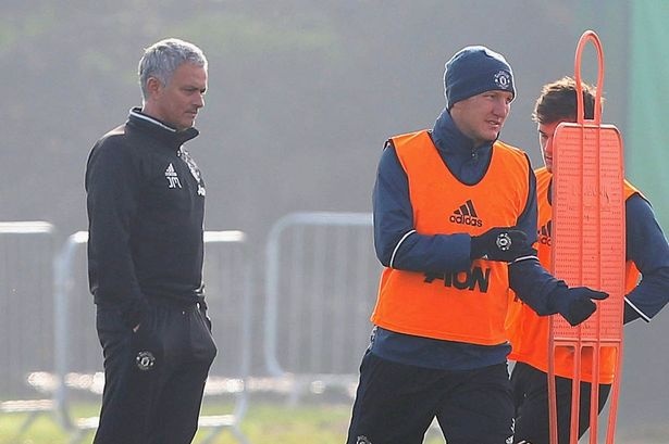 schweinsteiger cham dut chuoi ngay day ai anh 4