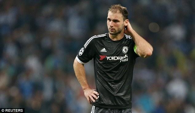 Crystal Palace hoi mua Ivanovic, Spurs gay soc voi Isco hinh anh