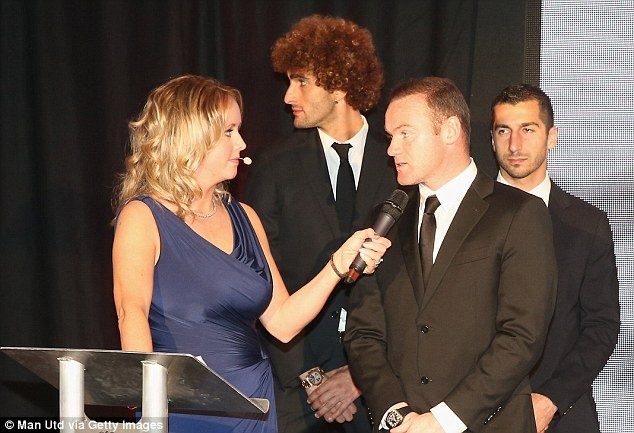 Cau thu MU du tiec tu thien anh 4