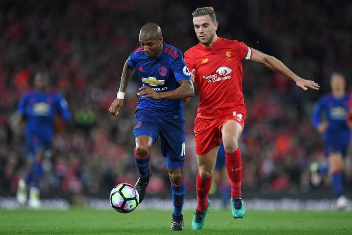 Mourinho tram 8 cau thu anh 7