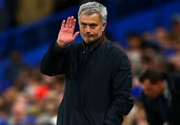 'Dung do het loi cho Mourinho khi Chelsea that bai' hinh anh
