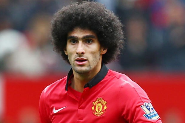 MU rao ban Fellaini, Chelsea hoi mua Sanchez hinh anh