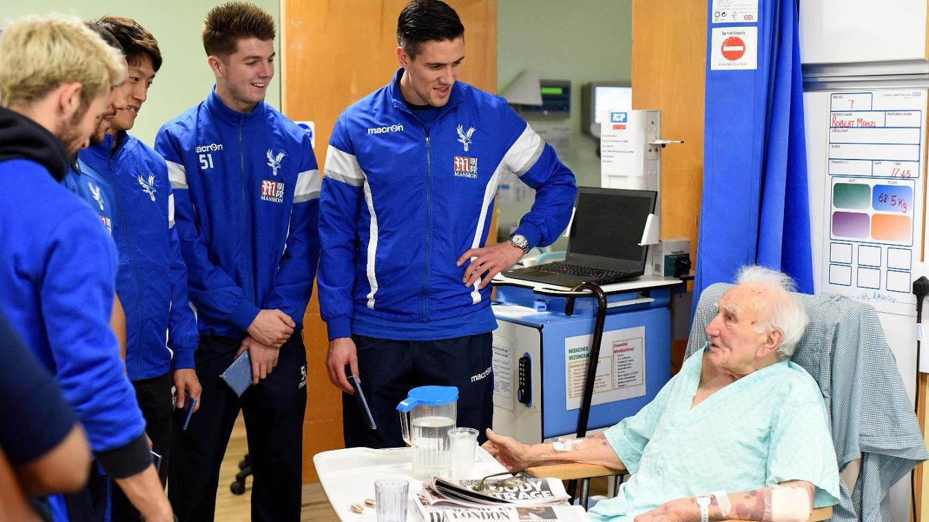 dan sao ngoai hang anh gay cam dong anh 5