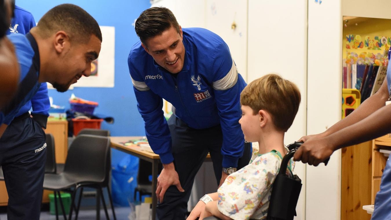 dan sao ngoai hang anh gay cam dong anh 6