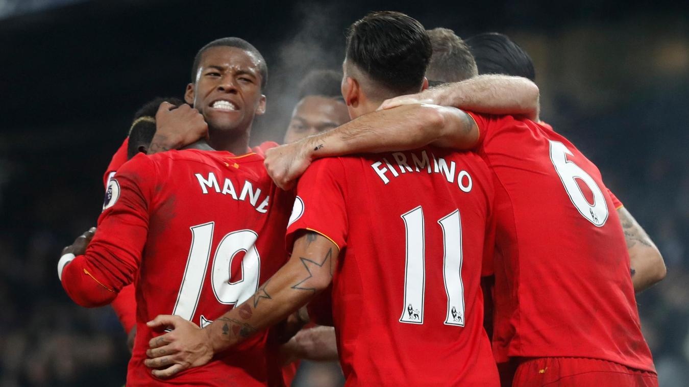 20 khoanh khac an tuong nhat vong 17 Premier League hinh anh