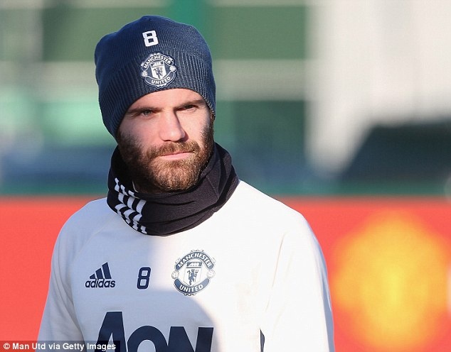 Juan Mata ngap tran hanh phuc ngay dau nam hinh anh