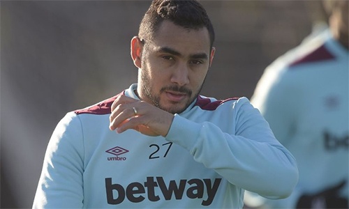 Payet cuoi dua vo tu du bi xuong tap voi doi U23 hinh anh