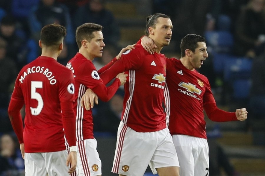 Nhung thong ke an tuong nhat vong 24 giai Ngoai hang Anh hinh anh