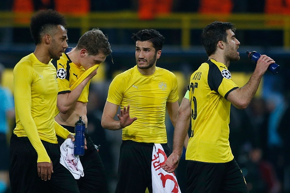 Sao Dortmund chua het kinh so sau vu khung bo hinh anh