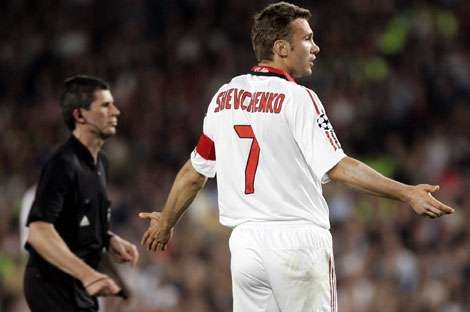 tran dau co mui cua barca anh 2