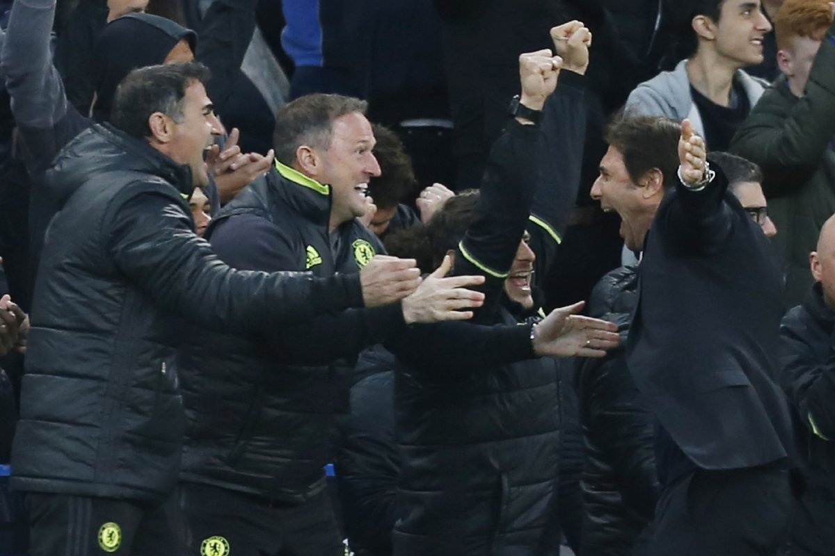 fabregas lap ky luc anh 1